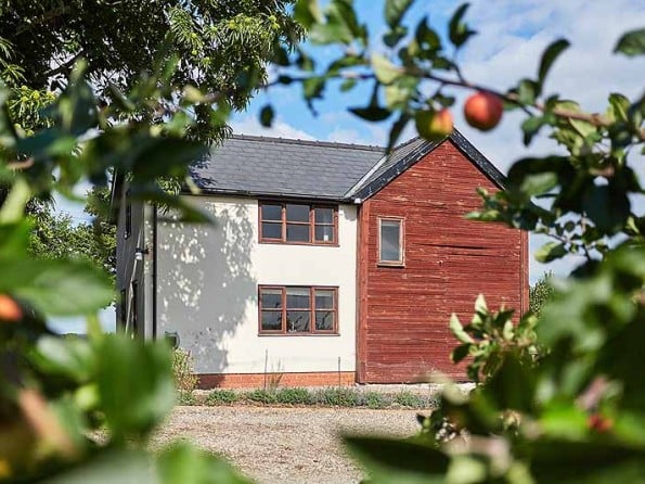 Field Cottage exterior